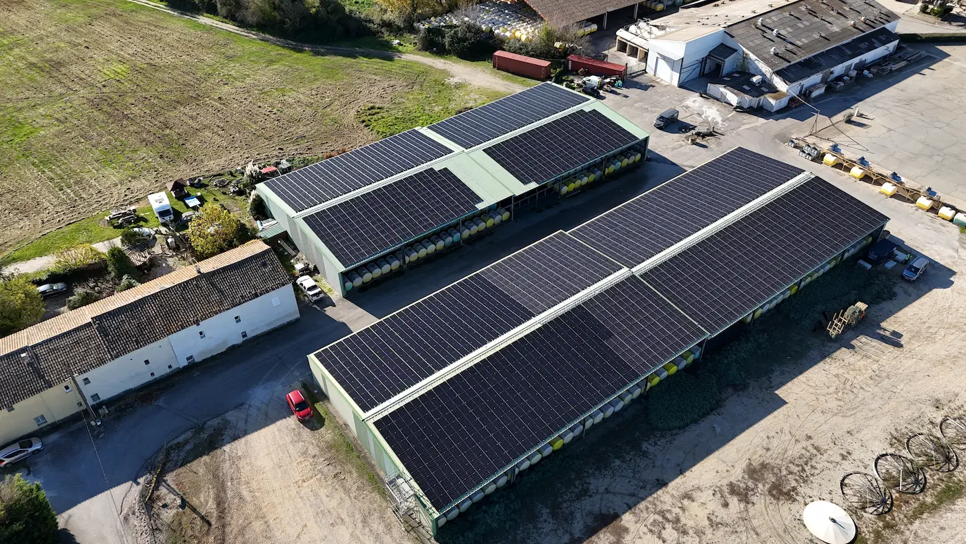 Centrale photovoltaïque Tourbillon 635 kWc — Lagnes (84)
